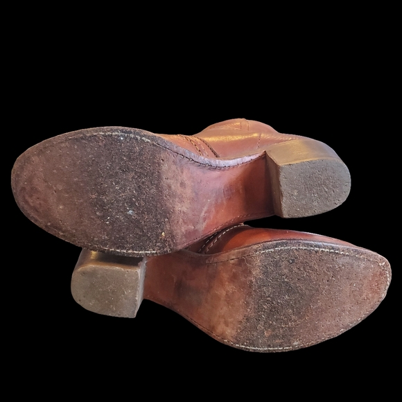 Frye size 7.5 Leather Boots - Picture 3 of 3